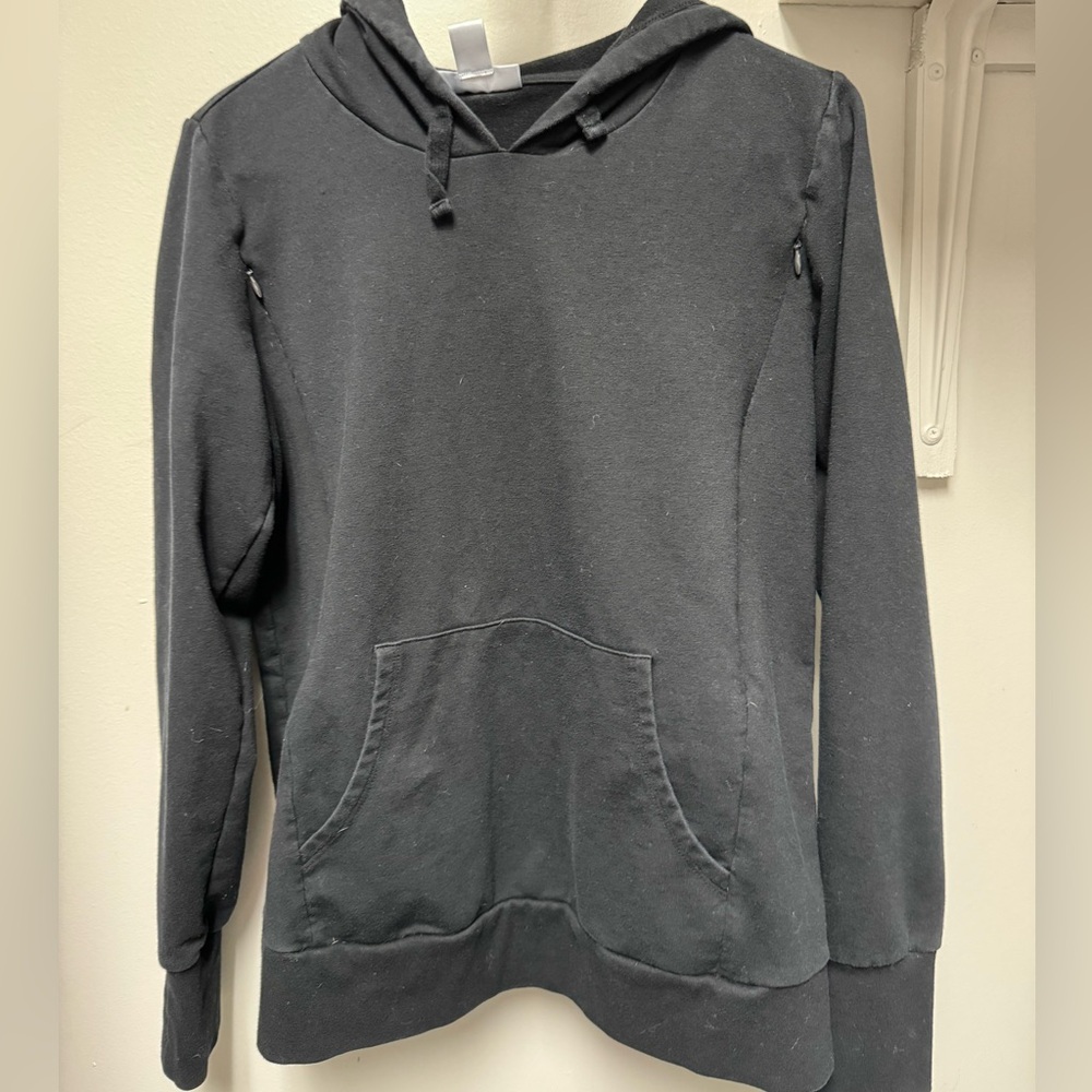 Nursing sweatshirt